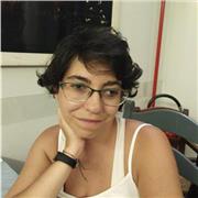 Laureata in lettere e filosofia, indirizzo antropologico e geografico, conseguite integrazioni per classe di concorso A12 e A22 offre lezioni private anche via telematica di italiano, storia e geografie per ragazzi delle scuole medie e secondarie di II gr